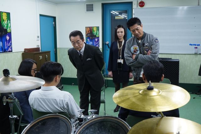 バンドボーカル不審死、容疑者は誰だ…「相棒 season22」第7話（15枚目）