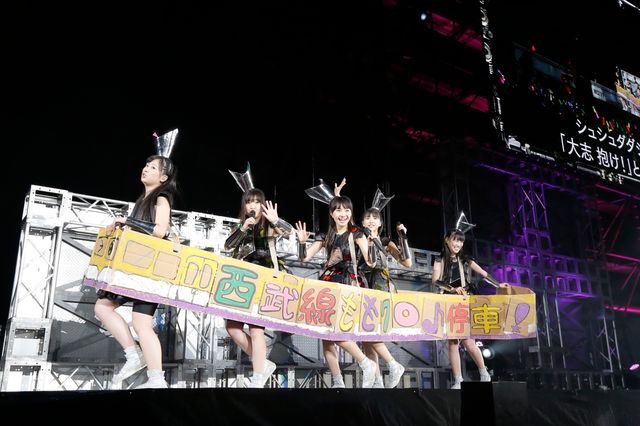 「ももいろクローバーZ 春の一大事 2013 西武ドーム大会～星を継ぐもも vol.1 Peach for the Stars～」フォトギャラリー（5枚目）