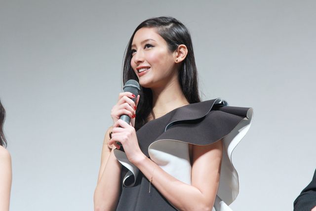 山本美月、男たちが揃う中、心理学者から「もっとも男らしい」と分析されてしまい、涙目!?　画像ギャラリー（7枚目）