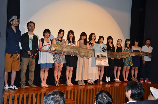 アメリカで実際にあった女子高生の集団妊娠騒動らしいです…『リュウグウノツカイ』初日舞台あいさつ写真ギャラリー（9枚目）