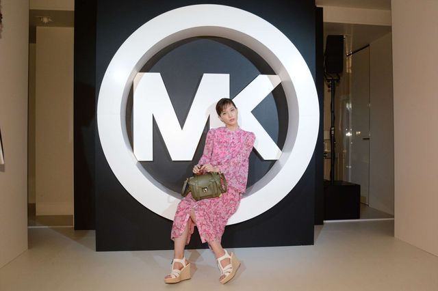 本田翼、桜イメージのドレス姿で魅了！（17枚目）