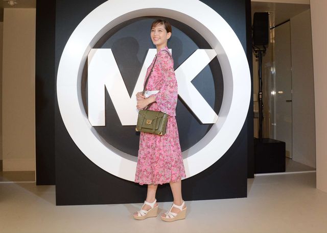 本田翼、桜イメージのドレス姿で魅了！（20枚目）