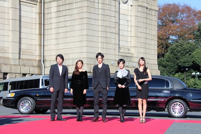 水嶋ヒロが2年半ぶり公の場！映画『黒執事』完成報告レッドカーペットイベント　フォトギャラリー（4枚目）