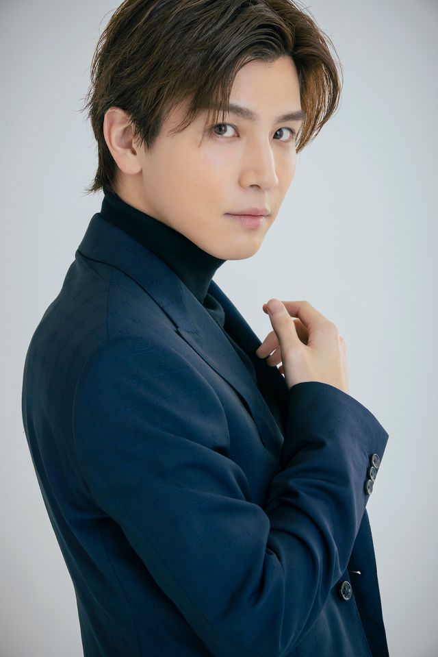 ソン・ガン＆岩田剛典、美しすぎるソロカット（2枚目）