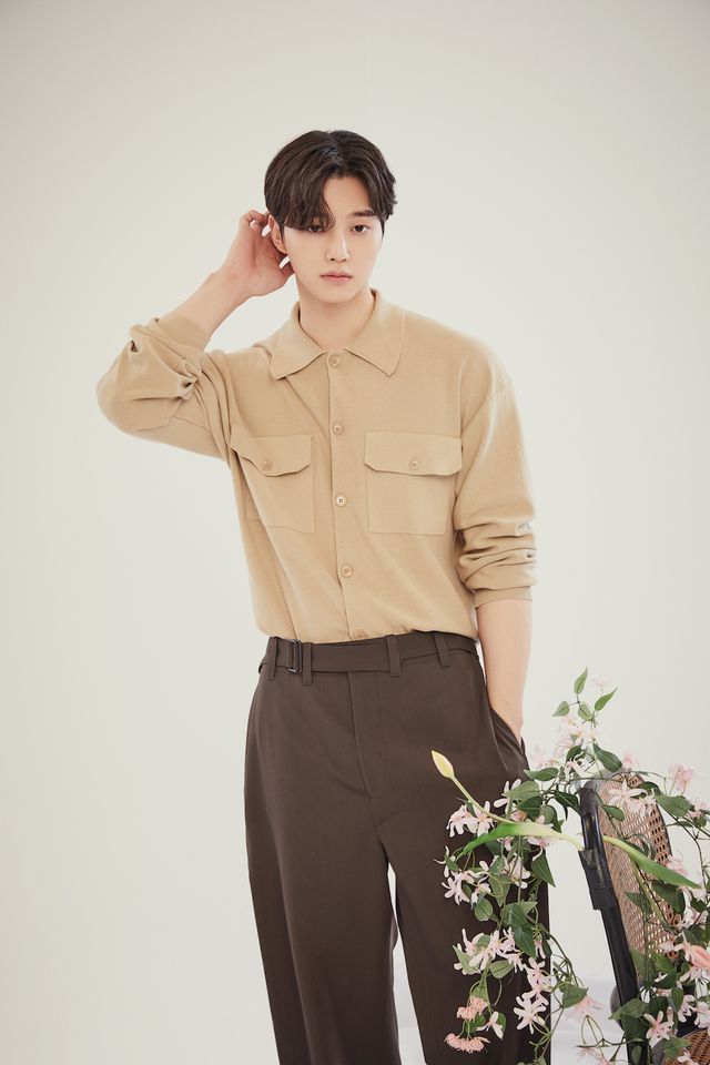 ソン・ガン＆岩田剛典、美しすぎるソロカット（3枚目）