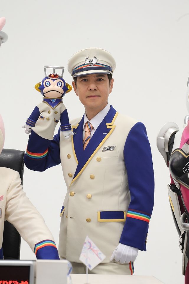 『烈車戦隊トッキュウジャーVSキョウリュウジャー THE MOVIE』で関根勤VSキャイ~ン天野!フォトギャラリー:フォトギャラリー