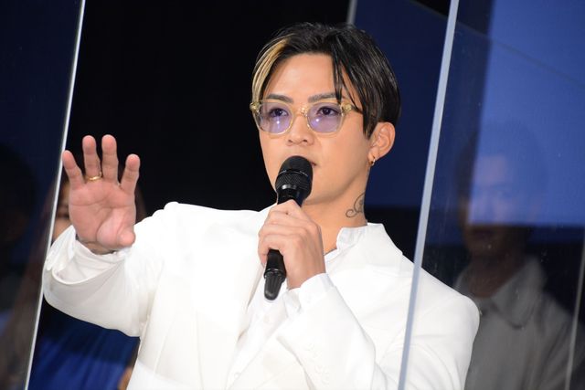 笑顔で手を振るGENERATIONS！映画『昨日より赤く明日より青く-CINEMA FIGHTERS project-』プレミア上映会＆Special Live（8枚目）