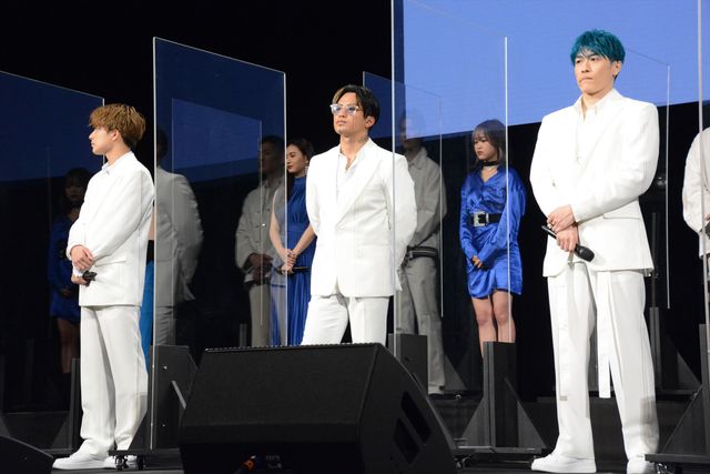 笑顔で手を振るGENERATIONS！映画『昨日より赤く明日より青く-CINEMA FIGHTERS project-』プレミア上映会＆Special Live（15枚目）