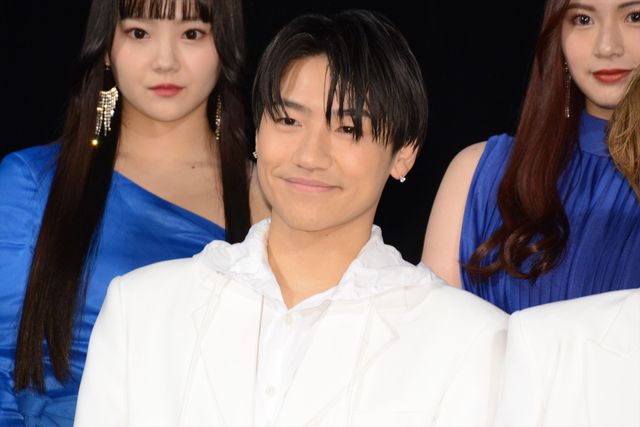 笑顔で手を振るGENERATIONS！映画『昨日より赤く明日より青く-CINEMA FIGHTERS project-』プレミア上映会＆Special Live（36枚目）