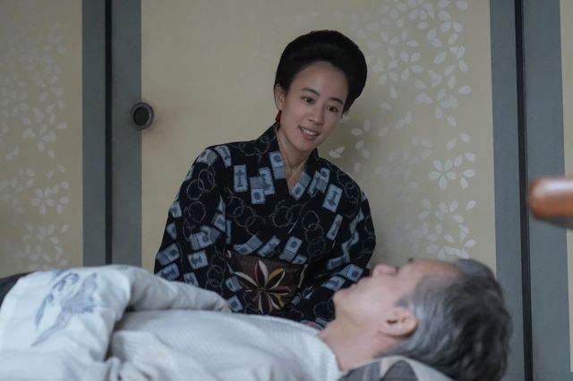 【画像6枚】朝ドラ「ブラッサム」清治（渡部篤郎）に病の影が…第9回場面写真（5枚目）