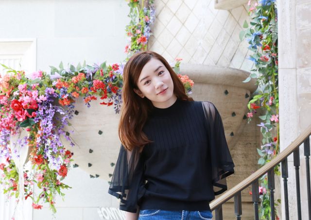 永野芽郁、大人っぽい…「永野芽郁オフィシャルカレンダー2019」（5枚目）