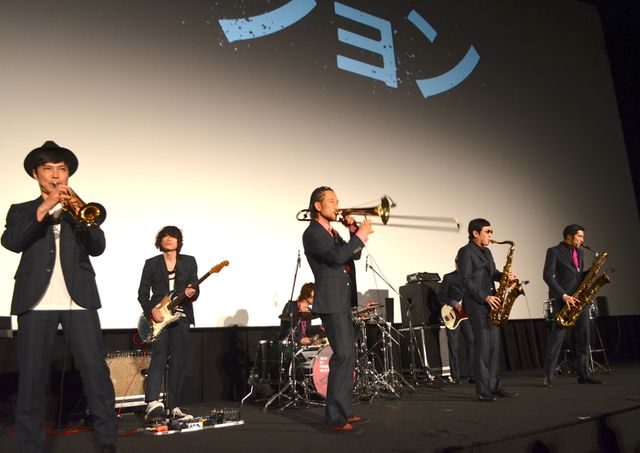 竹中直人＆スカパラの“スペシャル・セッション”！フォトギャラリー（4枚目）