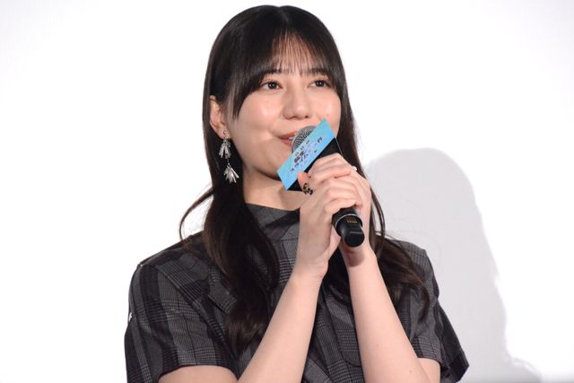 日向坂46・小坂菜緒＆藤嶌果歩、劇場版『転スラ』公開記念舞台挨拶に登壇！（6枚目）