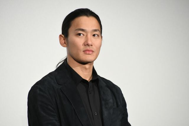 山田涼介＆浜辺美波、まばゆい美貌！『サイレントラブ』舞台あいさつで黙っていた裏話をぶっちゃけ（6枚目）
