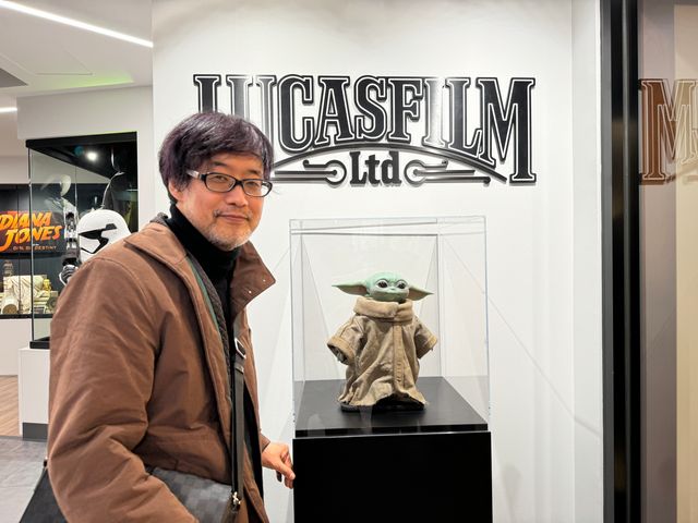『ゴジラ-1.0』山崎貴監督、ダース・ベイダーと対面！ルーカスフィルム訪問＆上映会の様子（3枚目）