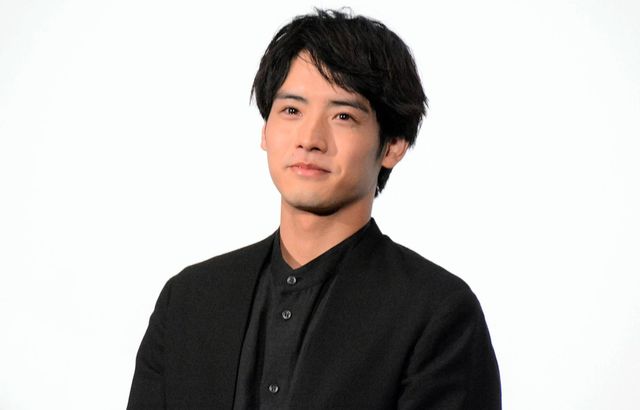 赤楚衛二は役に戻るため餅を食べて体重増！映画『チェリまほ』公開記念舞台あいさつ（2枚目）