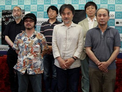 （後列左から）御茶漬海苔、古澤健、鶴田法男、（前列左から）清水崇、黒沢清、高橋洋