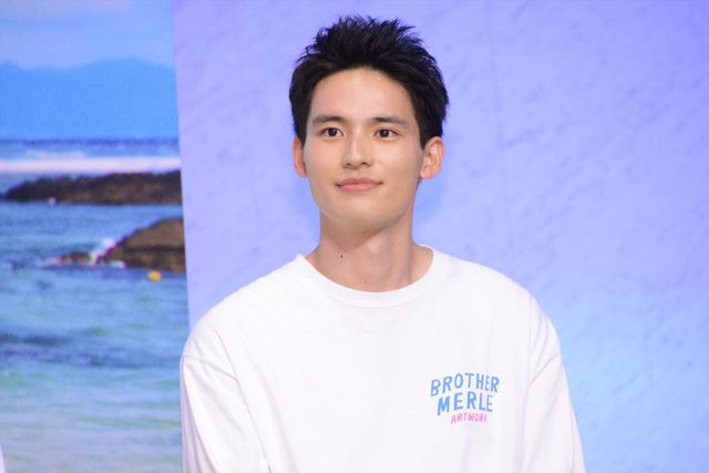 森七菜×間宮祥太朗、月9ドラマ「真夏のシンデレラ」制作発表会見（11枚目）