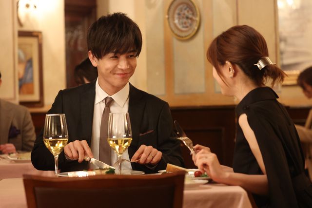 夫のスマホを盗み見る…「あなたがしてくれなくても」戦慄の7話（4枚目）