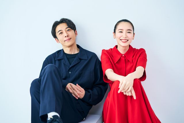 輝く笑顔！高橋一生＆飯豊まりえ、撮りおろし＜9枚＞（8枚目）