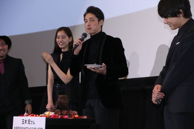 やっぱ吉沢亮、綺麗な顔だ……『悪と仮面のルール』初日舞台あいさつ（22枚目）