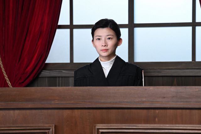 母娘二人の新生活で…「虎に翼」第76回の場面写真（3枚目）