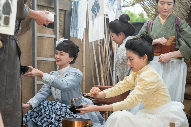 捨松（多部未華子）が声をかけて…朝ドラ「風、薫る」第16回場面写真（3枚目）