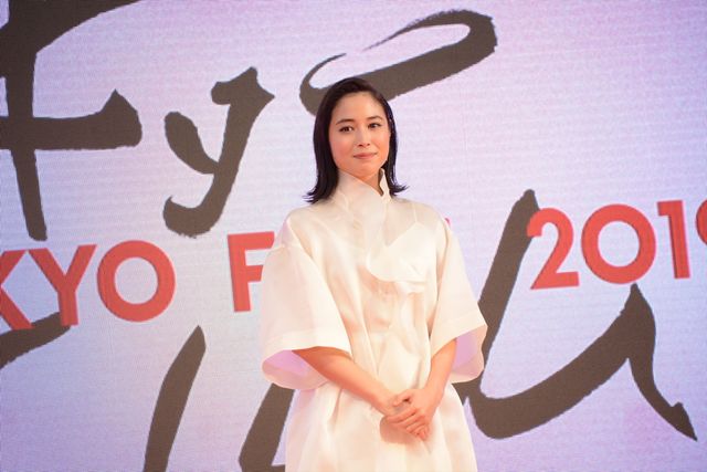 広瀬アリス、純白ドレス姿が美しすぎる！（5枚目）