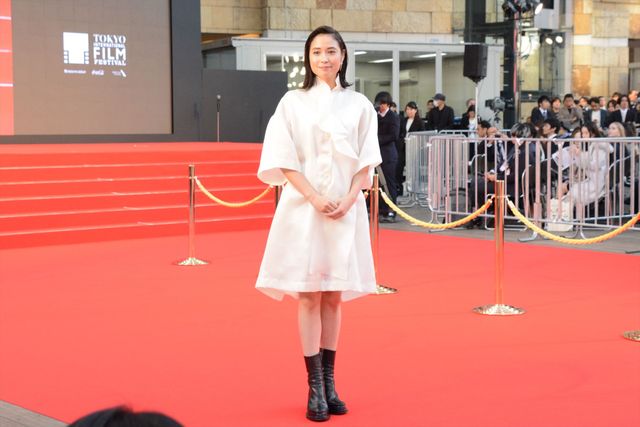 広瀬アリス、純白ドレス姿が美しすぎる！（6枚目）