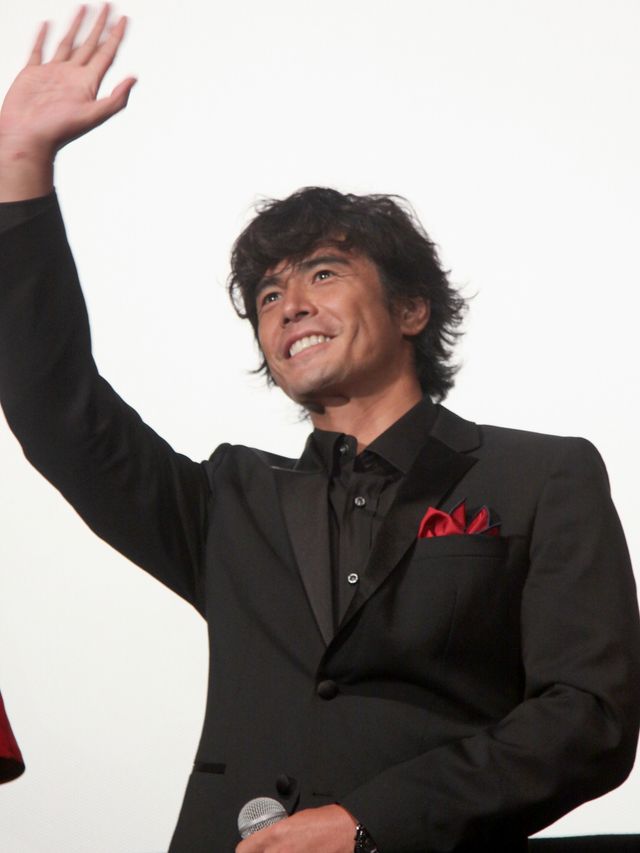 『悪の教典』映画＆Bee TV W完成披露舞台あいさつフォトギャラリー（8枚目）