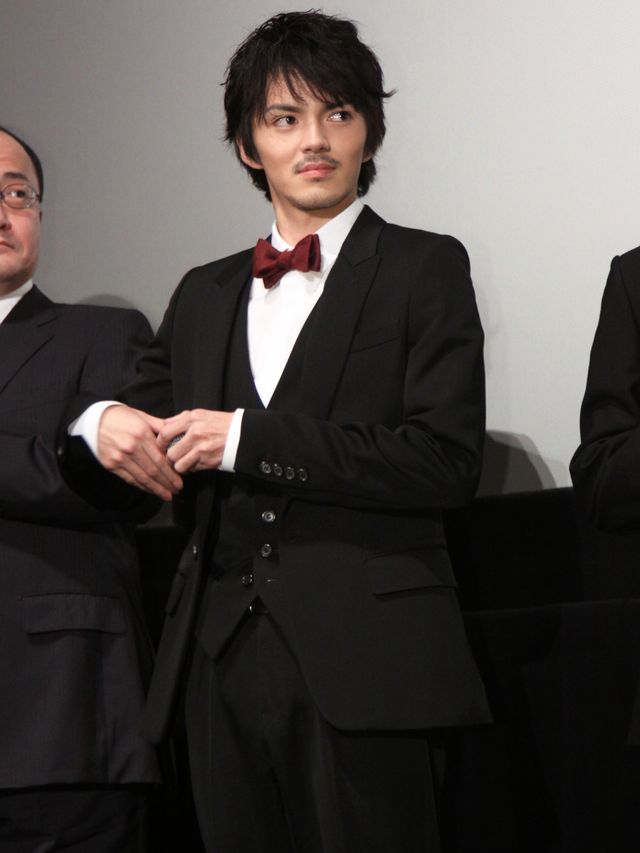 『悪の教典』映画＆Bee TV W完成披露舞台あいさつフォトギャラリー（11枚目）