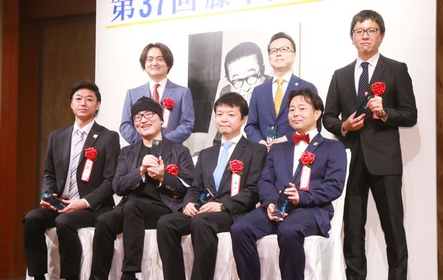 劇場版『名探偵コナン』青山剛昌＆プロデューサーら出席！第37回「藤本賞」授賞式（5枚目）