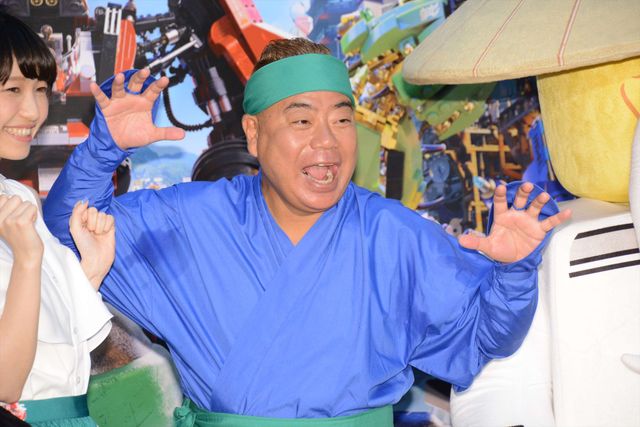 出川哲朗、なんか可愛いニンジャコスでアフレコ挑戦！『レゴ (R) ニンジャゴー　ザ・ムービー』イベント（2枚目）