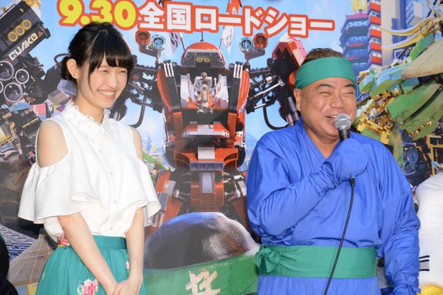 出川哲朗、なんか可愛いニンジャコスでアフレコ挑戦！『レゴ (R) ニンジャゴー　ザ・ムービー』イベント（4枚目）