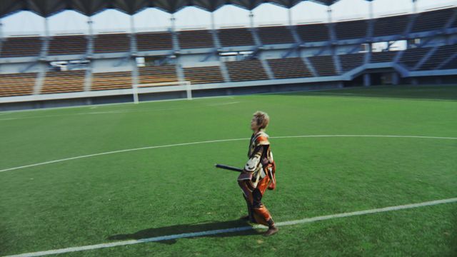 鬼ちゃんが全力熱唱！auの三太郎シリーズ新CM「時を超える声」編（4枚目）