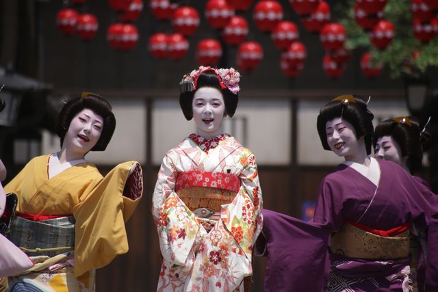 舞妓＆芸妓がずらり！フォトギャラリー（4枚目）