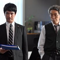 渋かっこいい!「半沢直樹」トミさん役の浅野和之