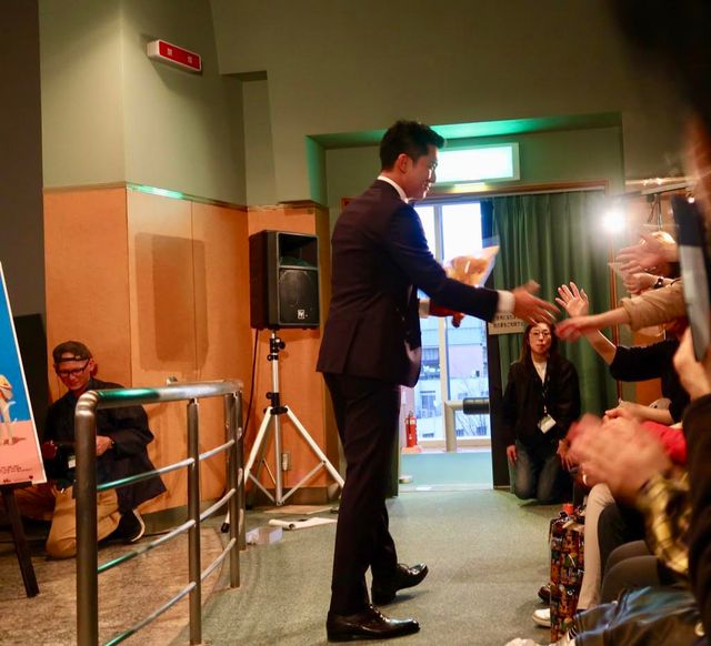 大阪アジアン映画祭でオーサカ Asia スター★アワードを受賞したロイ・チウ（13枚目）