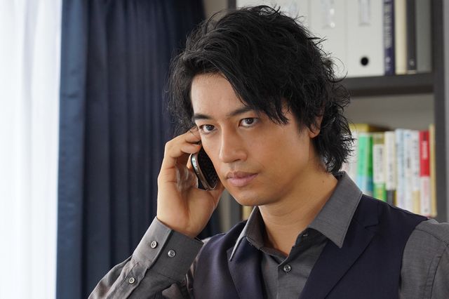 菅田将暉と小松菜奈が見つめ合う…映画『糸』場面カット（6枚目）