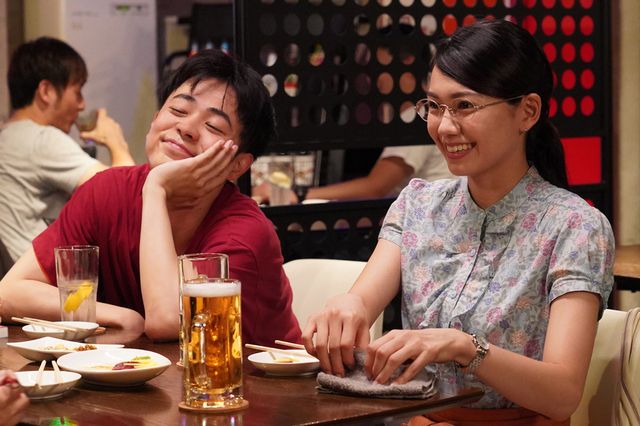 菅田将暉と小松菜奈が見つめ合う…映画『糸』場面カット（10枚目）