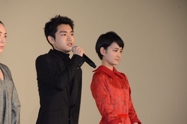 志尊淳、大野拓朗ら旬のイケメンも登場！『サバイバルファミリー』初日舞台あいさつフォトギャラリー（15枚目）