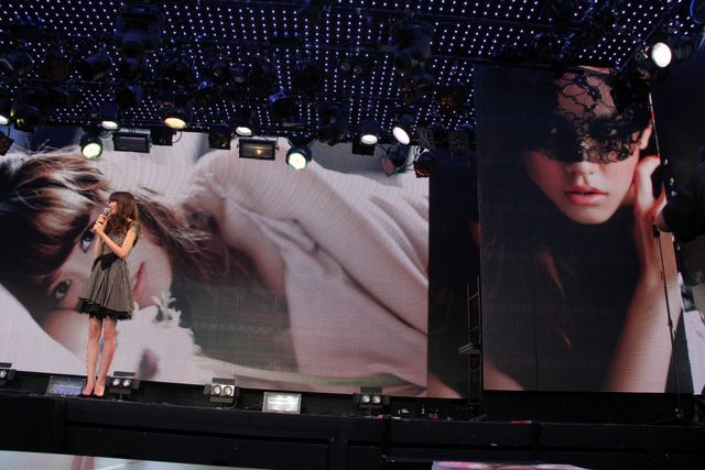 桐谷美玲、大人解禁な自分感激？　人生初のカレンダーBOOKでセクシー姿も披露！　画像ギャラリー（10枚目）