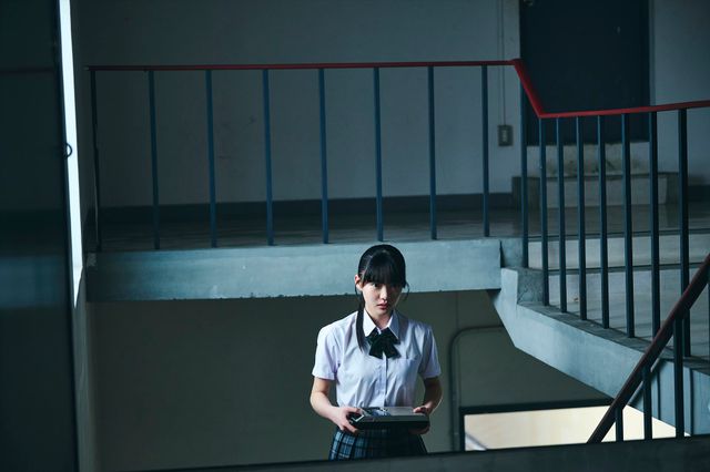 絶対やってはいけない遊び…清水崇監督×鎮西寿々歌（FRUITS ZIPPER）『だぁれかさんとアソぼ？』場面写真＜11枚＞（4枚目）