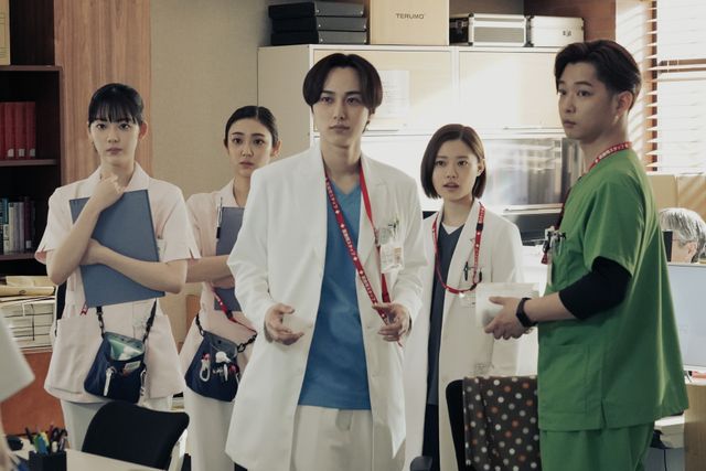 三瓶先生（若葉竜也）と大迫教授（井浦新）がバッチバチ！「アンメット」4話場面写真（11枚目）