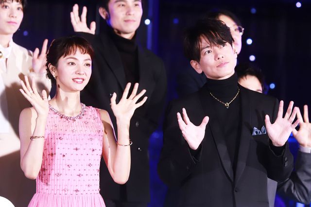 満島ひかり＆佐藤健、スターの輝き！Netflixシリーズ「First Love 初恋」配信記念プレミアイベント（4枚目）