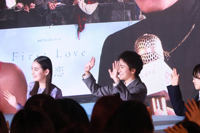 満島ひかり＆佐藤健、スターの輝き！Netflixシリーズ「First Love 初恋」配信記念プレミアイベント（15枚目）