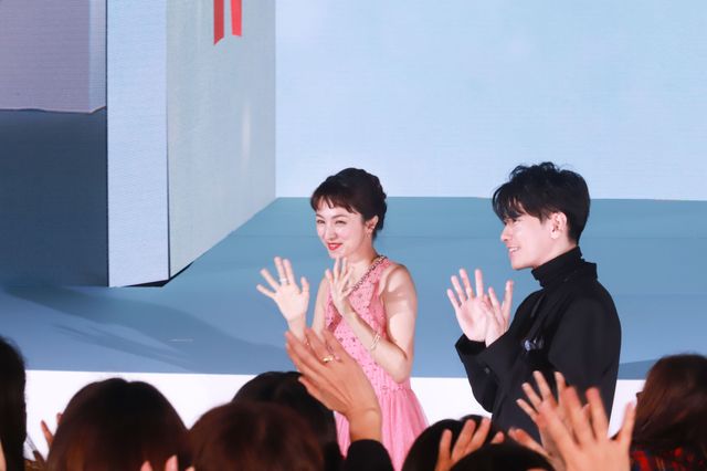 満島ひかり＆佐藤健、スターの輝き！Netflixシリーズ「First Love 初恋」配信記念プレミアイベント（19枚目）