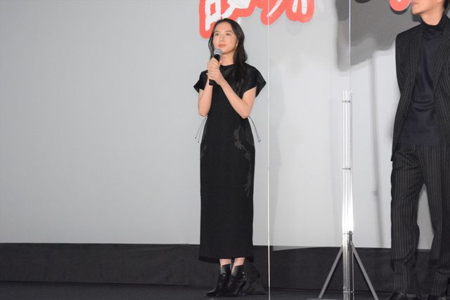 佐藤健＆清原果耶のステキな黒スタイル！『護られなかった者たちへ』大ヒット御礼舞台あいさつ（7枚目）