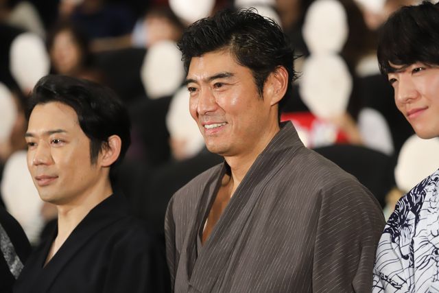 TAKAHIRO、市原隼人、岡田義徳、3人の“信長”の浴衣姿がカッコいい！（14枚目）
