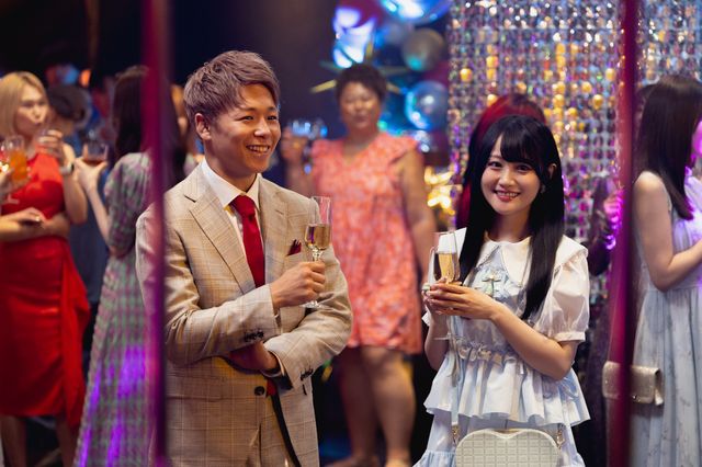 Netflixシリーズ「ダウンタイム」こんなところに！出演者登場カット（2枚目）